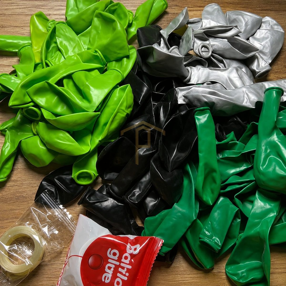 100 PCS Balloon Garland Kit – Green, Lime Green, Black & Silver Latex Balloons